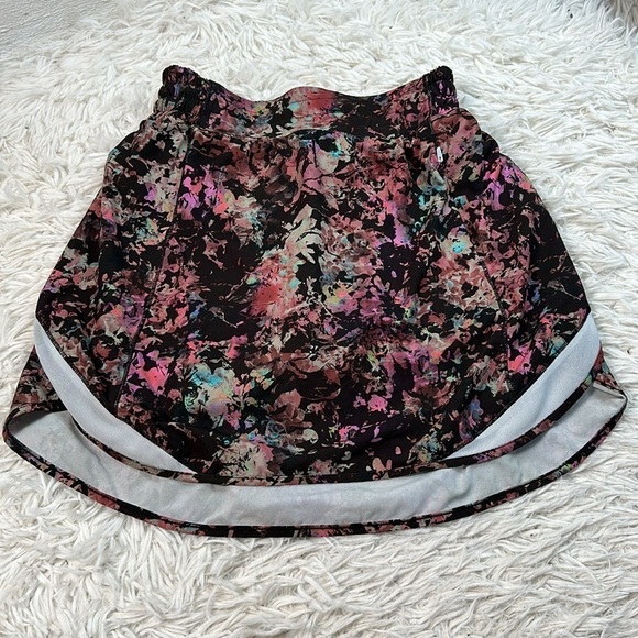 Lululemon Hotty Hot High-Rise Skirt *Long Stencil Blossom Red Multi / Sheer Blue - Picture 1 of 8